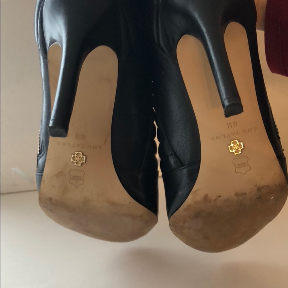 Booty heels *Ann Taylor* - Picture 4 of 8